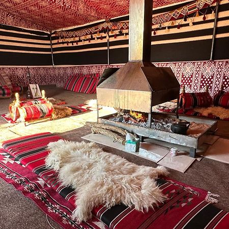 Wadi Rum Magic Camp Exterior photo