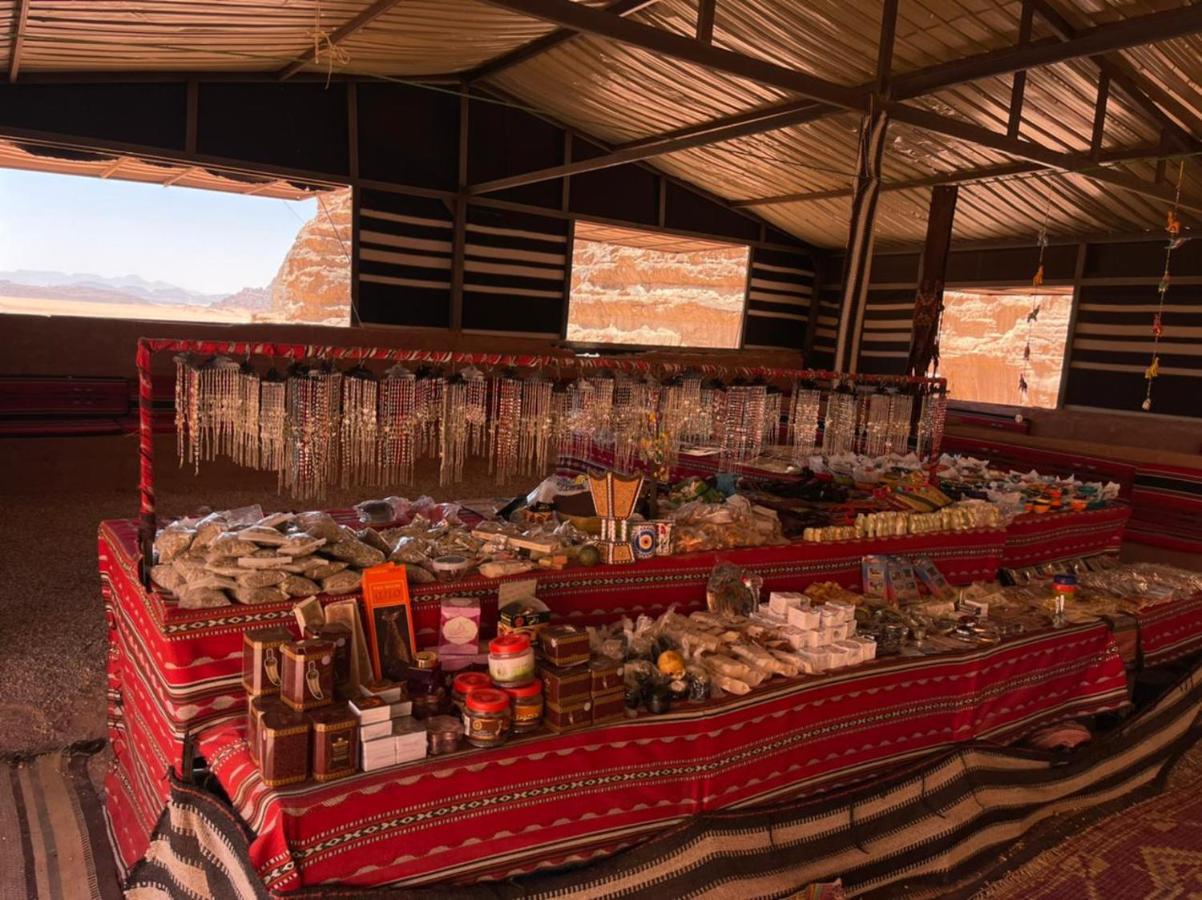 Wadi Rum Magic Camp Exterior photo
