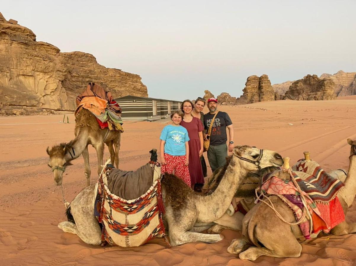 Wadi Rum Magic Camp Exterior photo