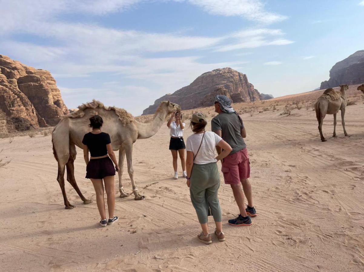 Wadi Rum Magic Camp Exterior photo