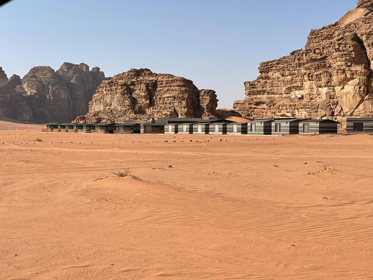 Wadi Rum Magic Camp Exterior photo