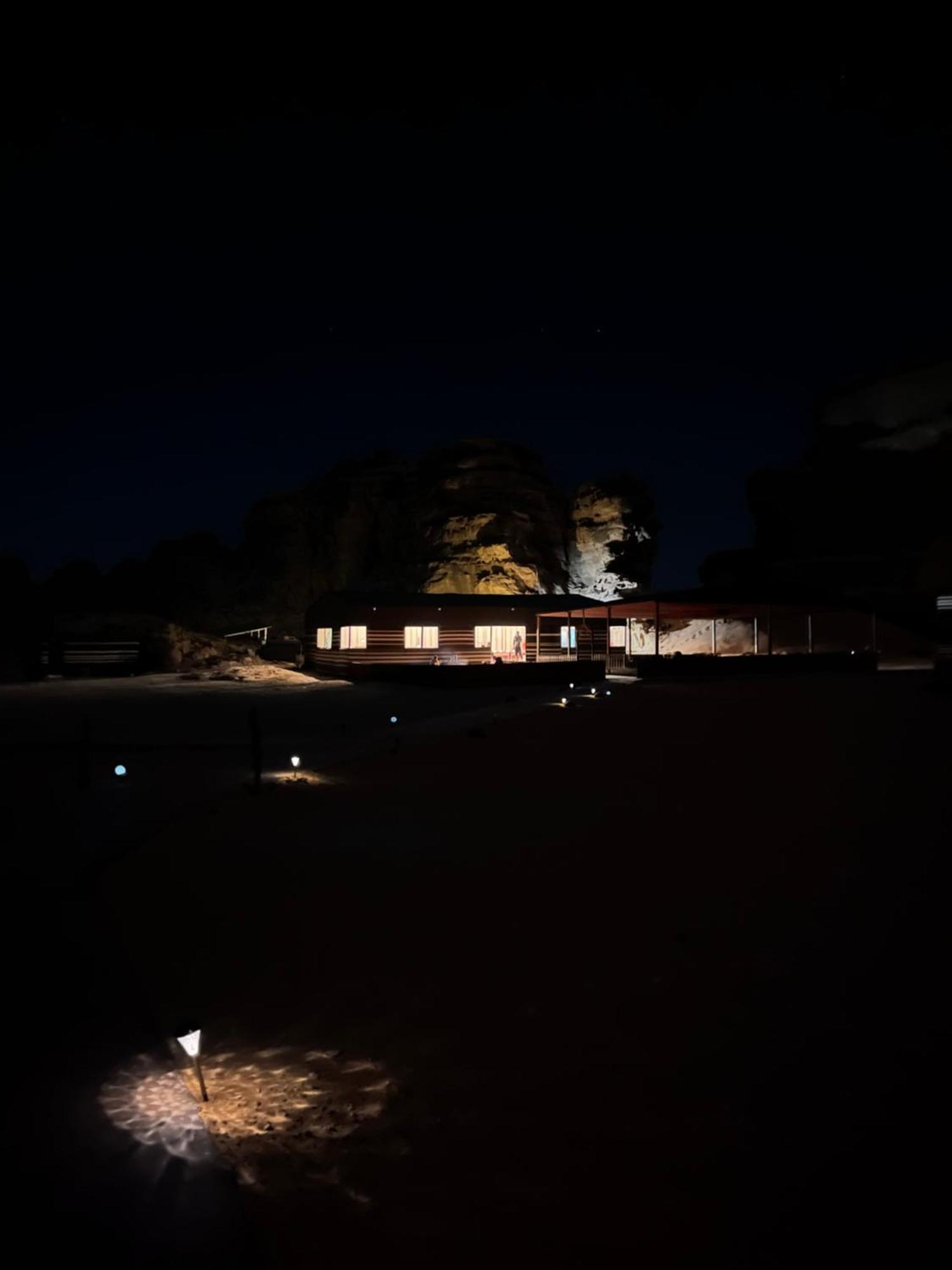 Wadi Rum Magic Camp Exterior photo