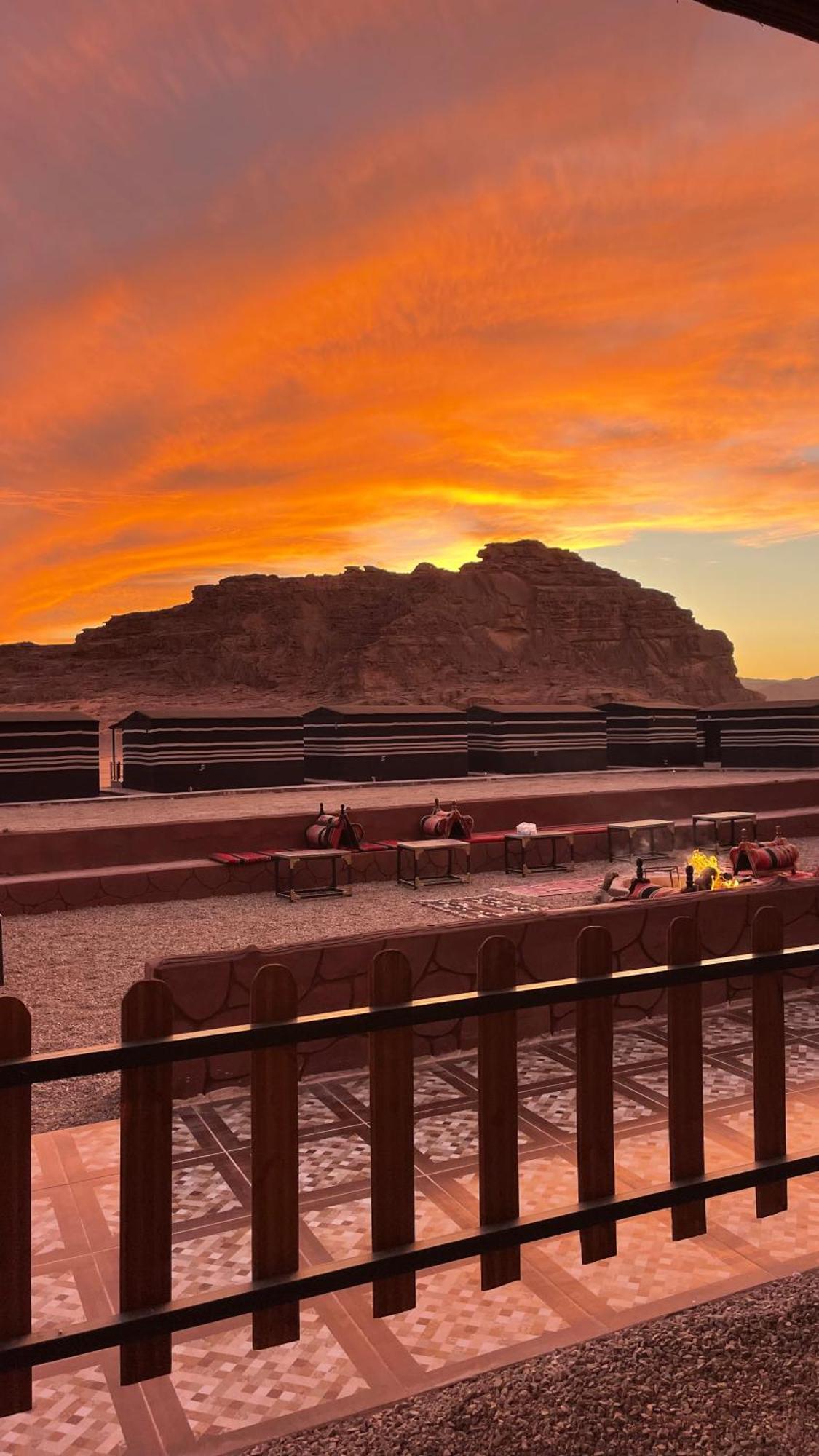 Wadi Rum Magic Camp Exterior photo