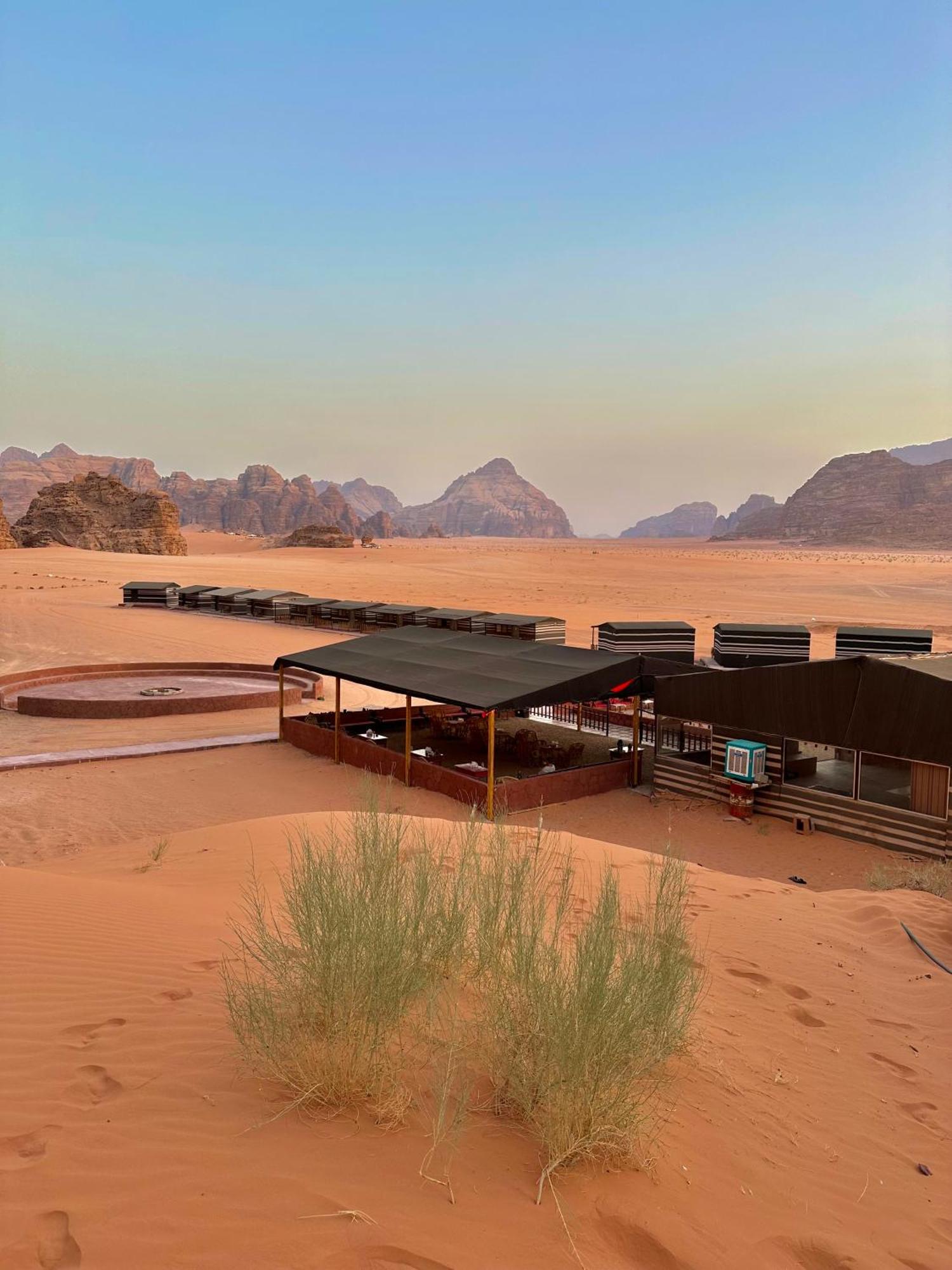 Wadi Rum Magic Camp Exterior photo